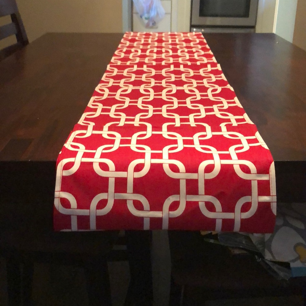 Table runner